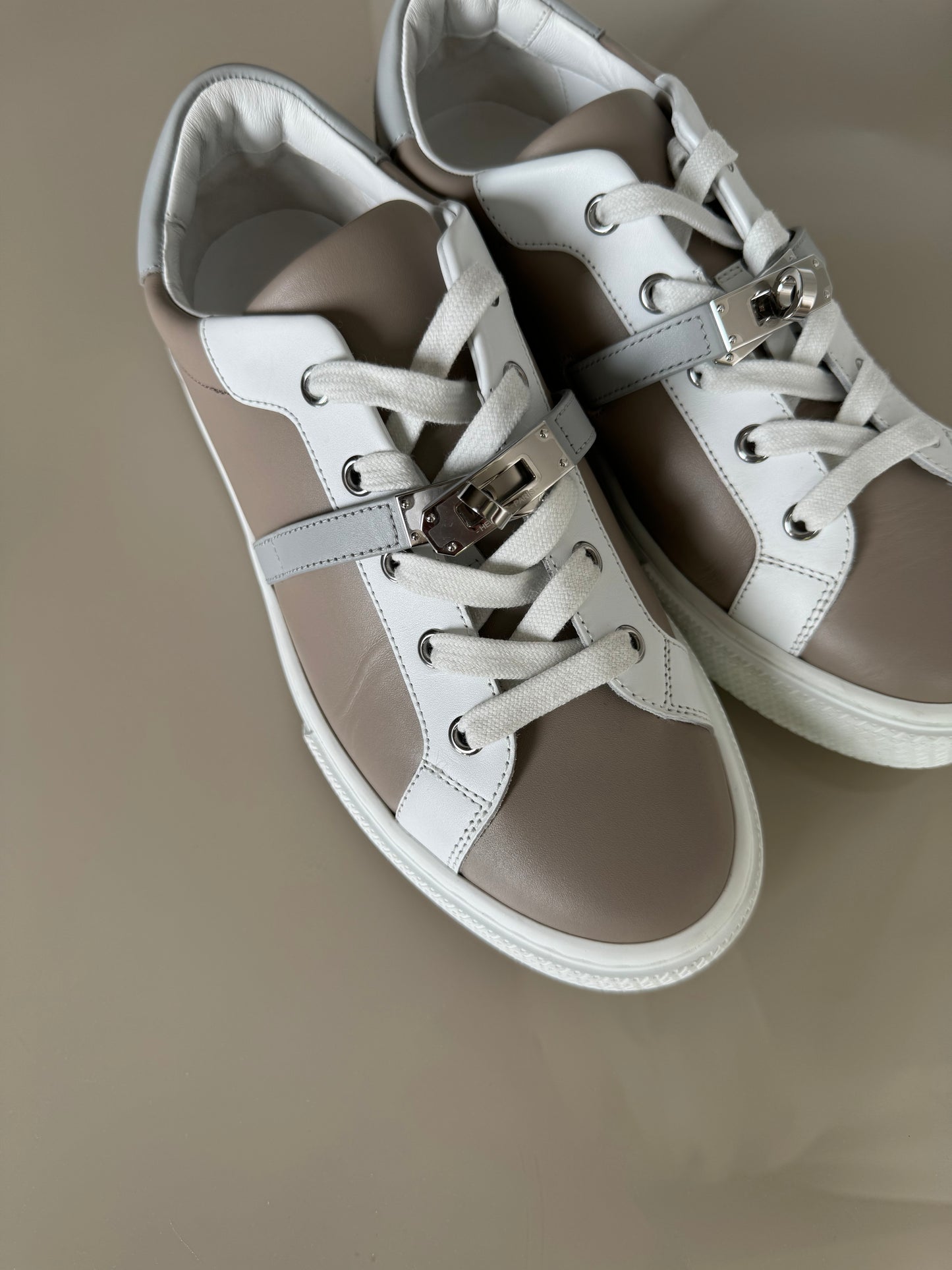 Hermes Day Sneaker Size 39